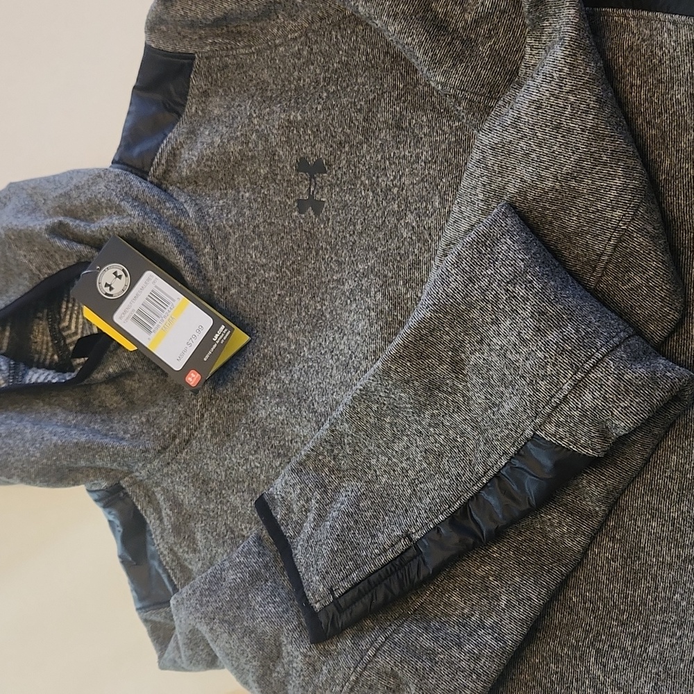 UNDER ARMOUR pullover